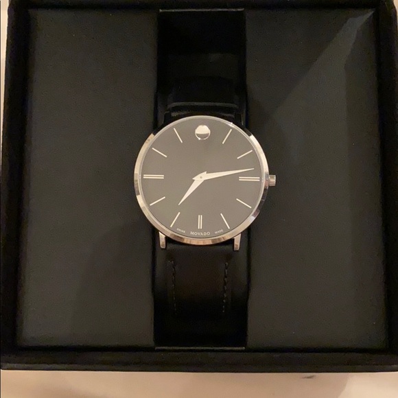 Movado Museum Classic - Black Leather band. - Picture 2 of 8